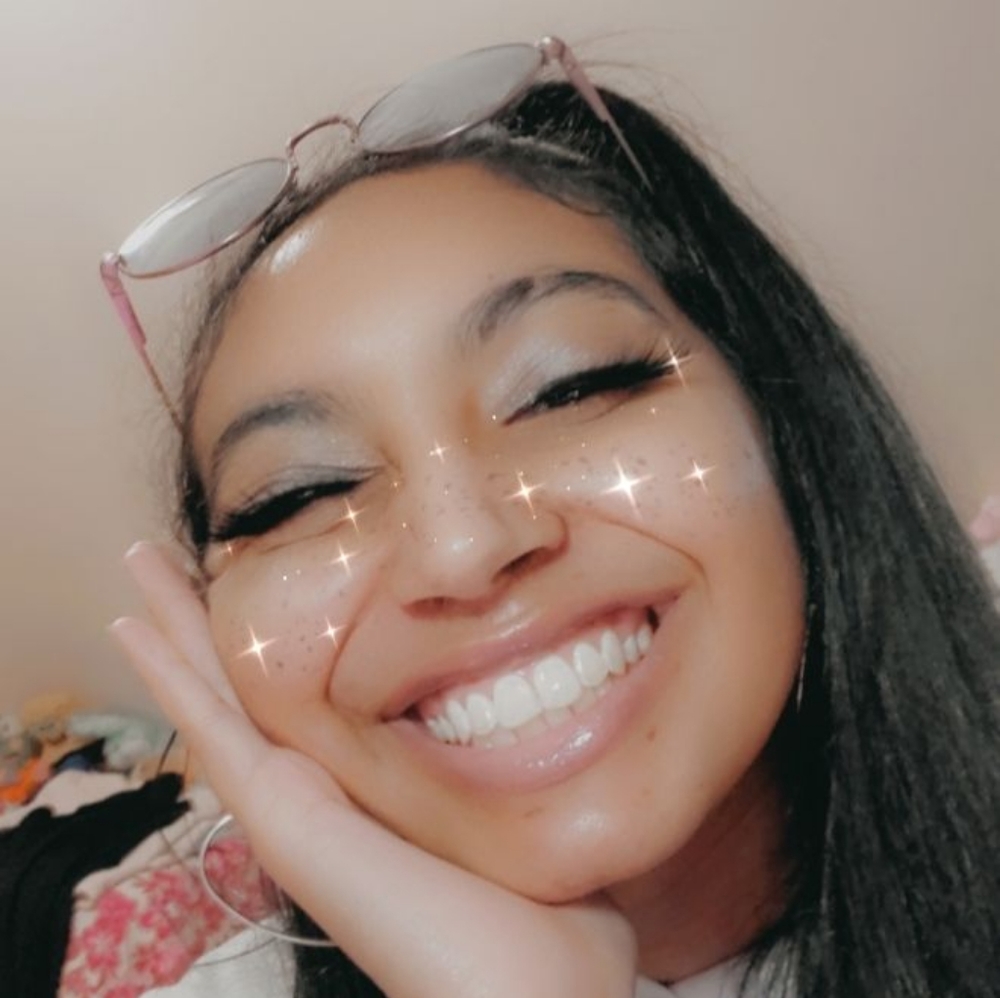 Meet your Posher, Chloe